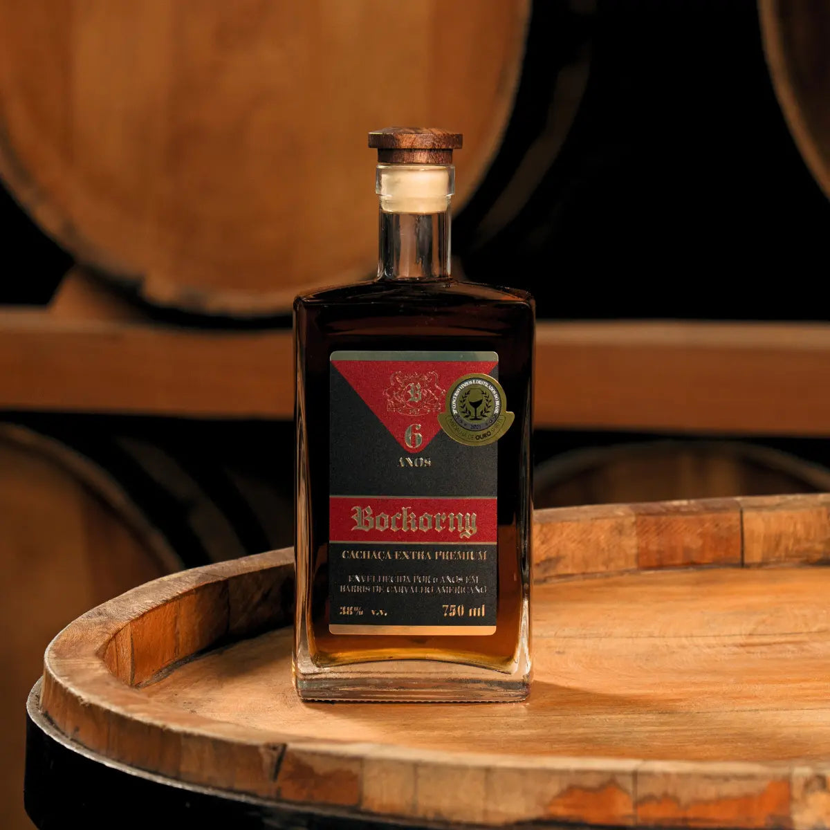Cachaça Envelhecida 6 anos em Carvalho Extra Premium 750ml
