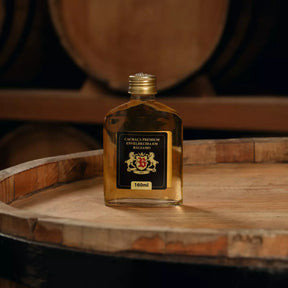 Cachaça Envelhecida em Bálsamo Série Ouro 160ml